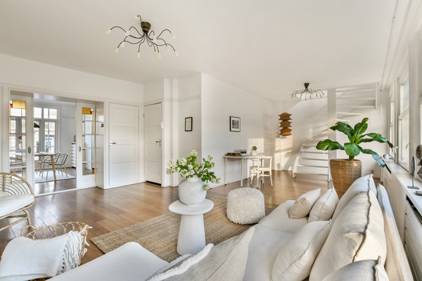 Medium property photo - Rijnstraat 238-3, 1079 HV Amsterdam